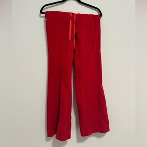 Red figs scrub bottoms